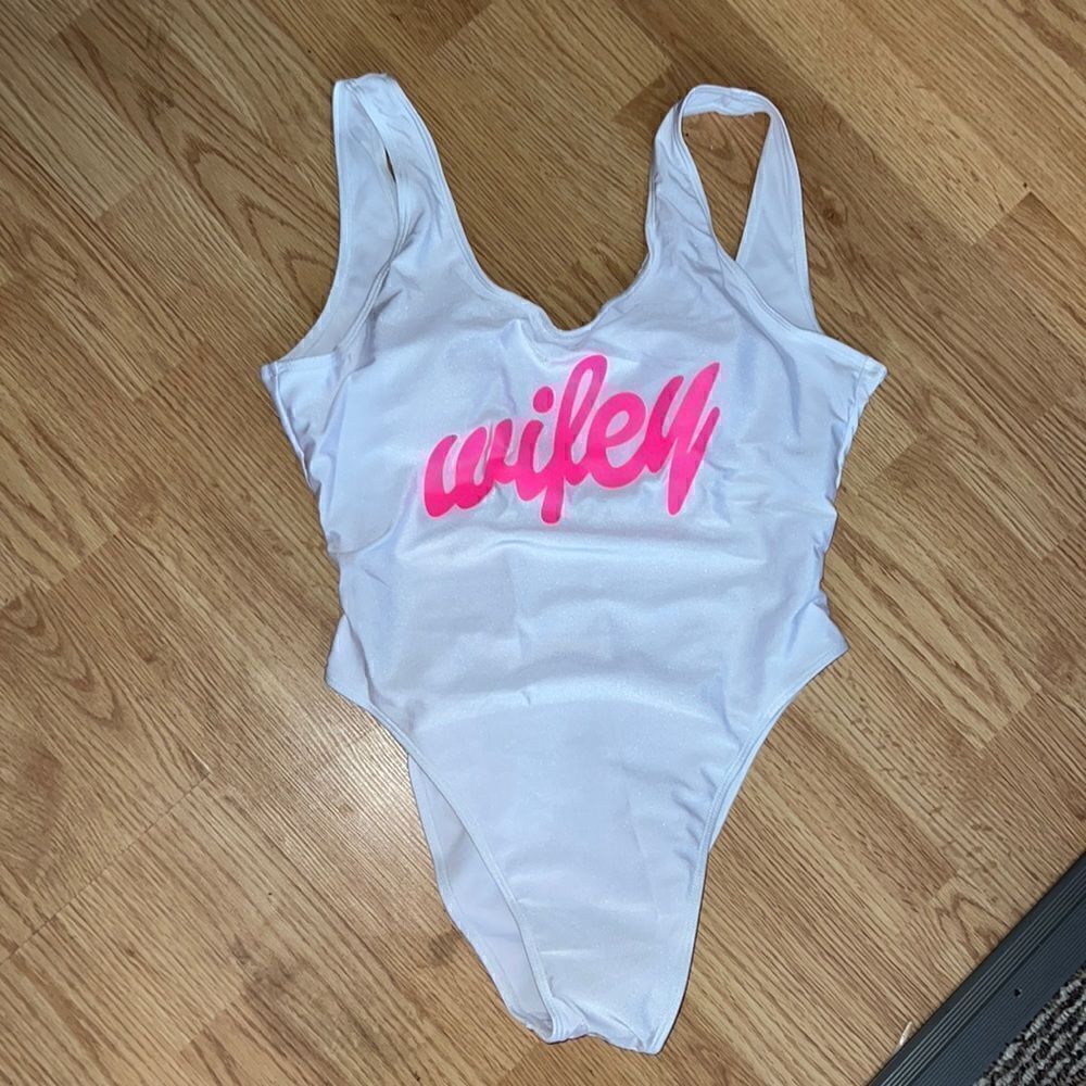 Wifey swim suit 